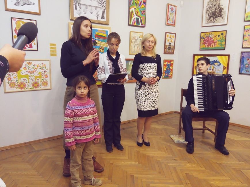 У Хмельницькому нагородили найкращих юних художників області (Фото) (фото) - фото 1