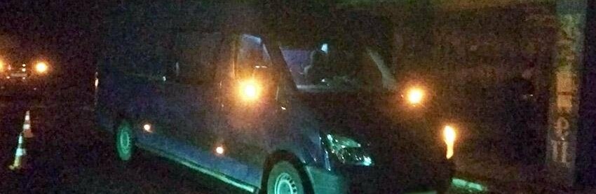 На Кам’янеччині під колесами мікроавтобуса загинула жінка