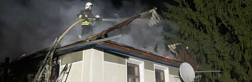 Минулої доби рятувальники Хмельниччини тричі виїжджали на гасіння пожеж