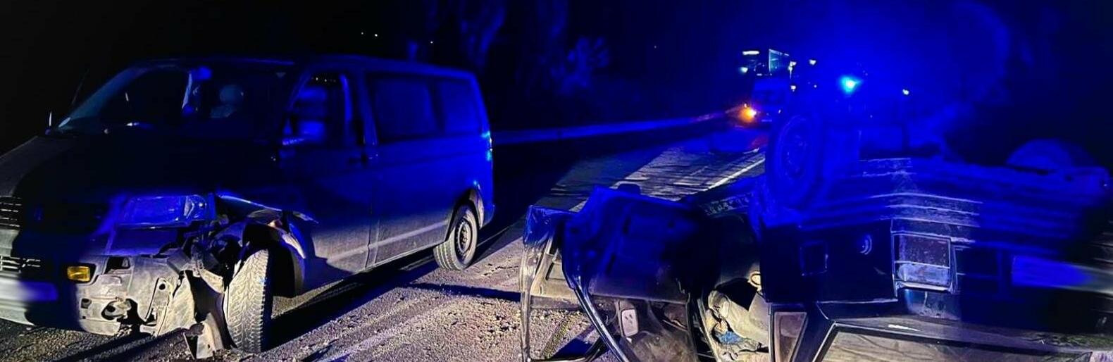 ДТП на Хмельниччині: автомобіль перекинувся на дах, викликали рятувальників