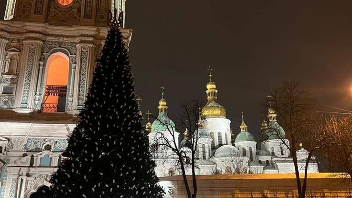 Чи будуть відключати українцям світло на Новий Рік