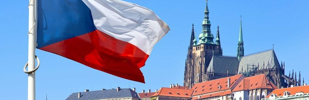 У Чехії українських біженців позбавили безкоштовного медичного страхування