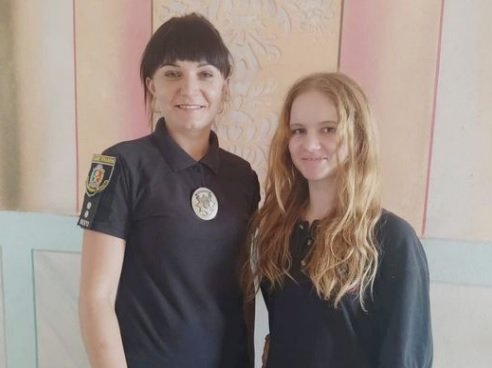 Хмельницька поліція знайшла зниклу 16-річну дівчину за 440 км від дому