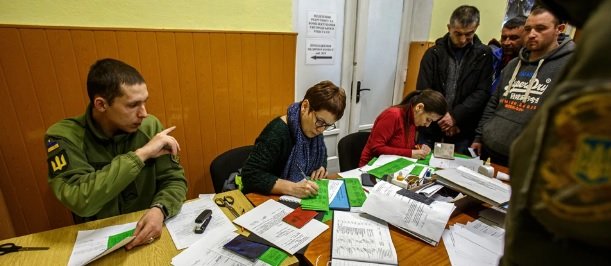 Мобілізація торкнеться кожного: ТЦК отримають у розпорядження списки всіх чоловіків