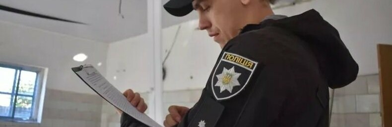 На Хмельниччині поліція фіксує наслідки ракетної атаки (ФОТО)