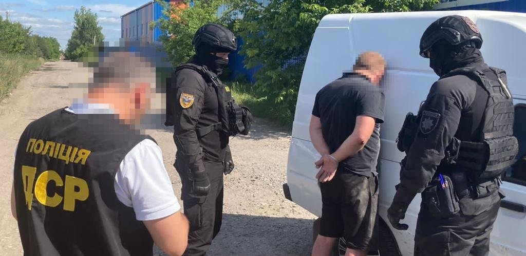 На Хмельниччині виготовляли та збували фальсифікований алкоголь