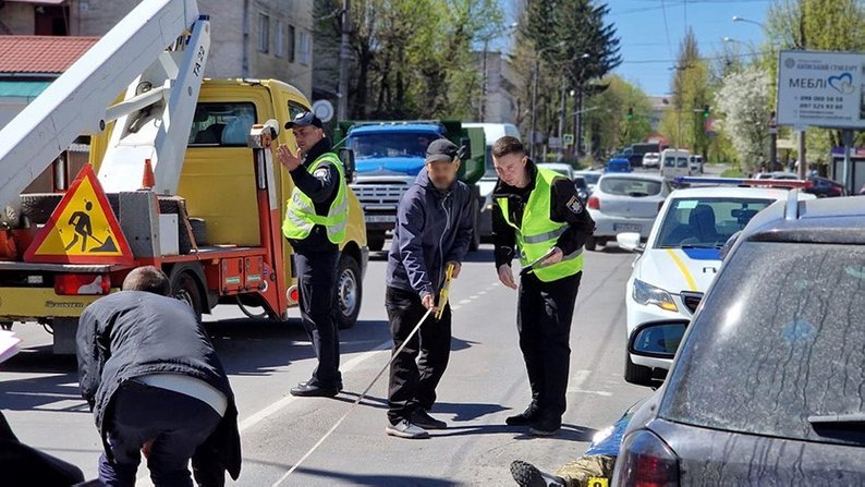 На Хмельниччині перед судом постане водій, що збив на пішохідному переході двох військових та співробітницю поліції