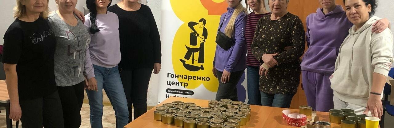 На Хмельниччині проводять волонтерські зустрічі для допомоги військовим