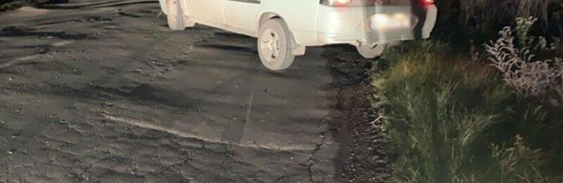 На Хмельниччині водій ВАЗ збив 22-річну дівчину на роликах