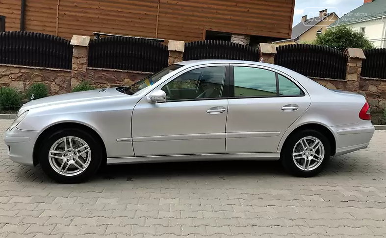 Мерседес е200 2007