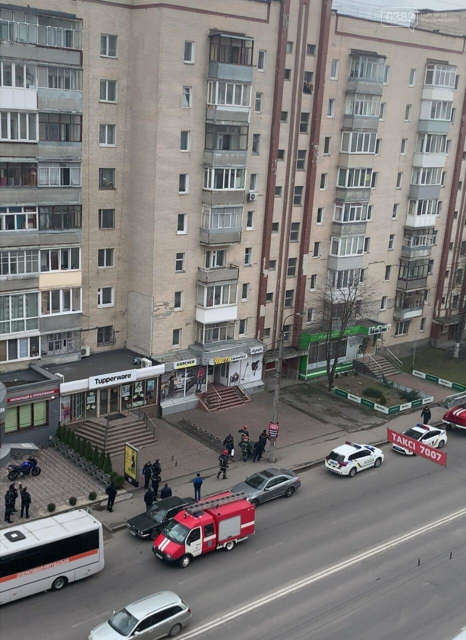 У Хмельницькому чоловік намагався скоїти самогубство (фото,..., фото-3 У Хмельницькому чоловік намагався скоїти самогубство (фото, оновлюється), фото-3