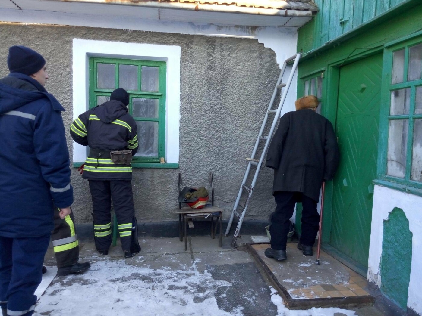Дунаєвецький район: рятувальники надали допомогу 91-річній..., фото-2 Дунаєвецький район: рятувальники надали допомогу 91-річній жінці. ФОТО, фото-2