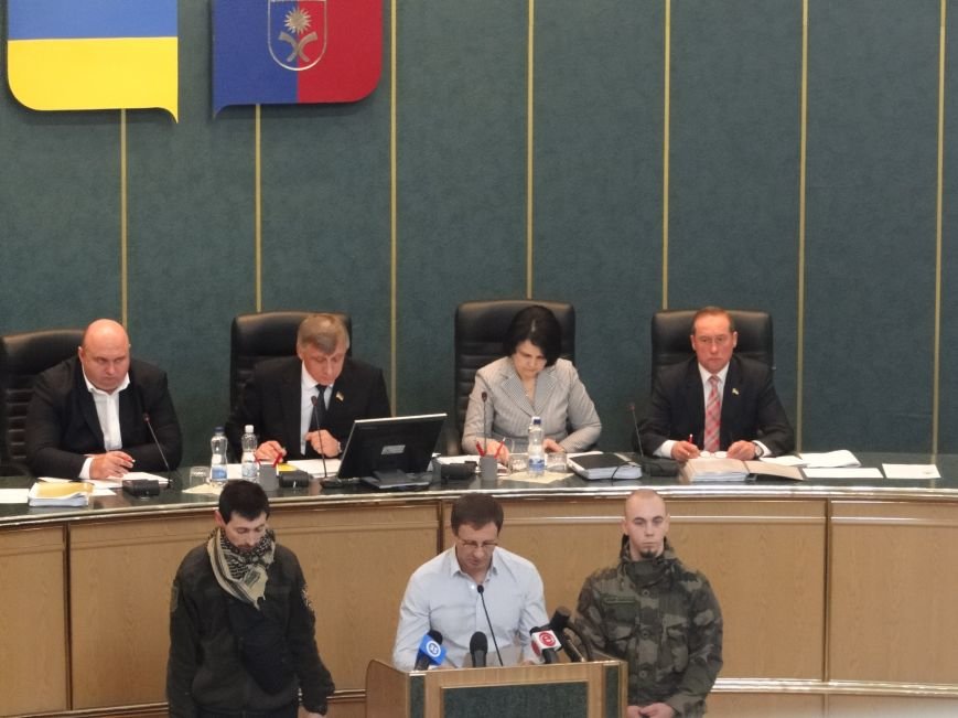 Хмельницький рік тому: збільшено вартість проїзду, пікет бі..., фото-4 Хмельницький рік тому: збільшено вартість проїзду, пікет біля ОДА та інше, фото-4