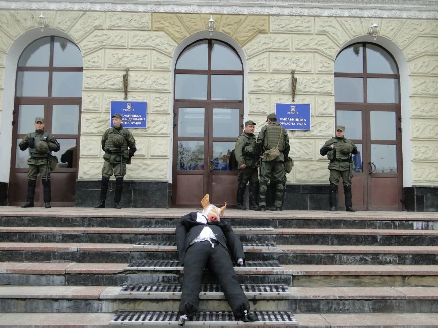 Хмельницький рік тому: збільшено вартість проїзду, пікет бі..., фото-3 Хмельницький рік тому: збільшено вартість проїзду, пікет біля ОДА та інше, фото-3
