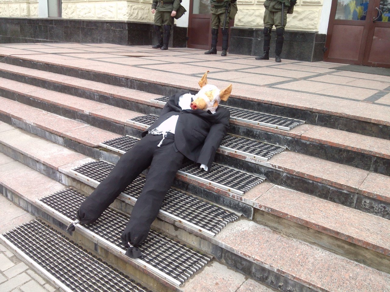 Хмельницький рік тому: збільшено вартість проїзду, пікет бі..., фото-6 Хмельницький рік тому: збільшено вартість проїзду, пікет біля ОДА та інше, фото-6