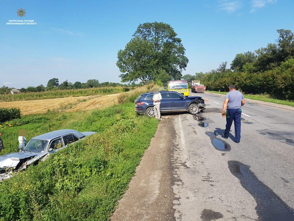 На Хмельниччині через неуважність водія сталася ДТП, фото-1 На Хмельниччині через неуважність водія сталася ДТП, фото-1