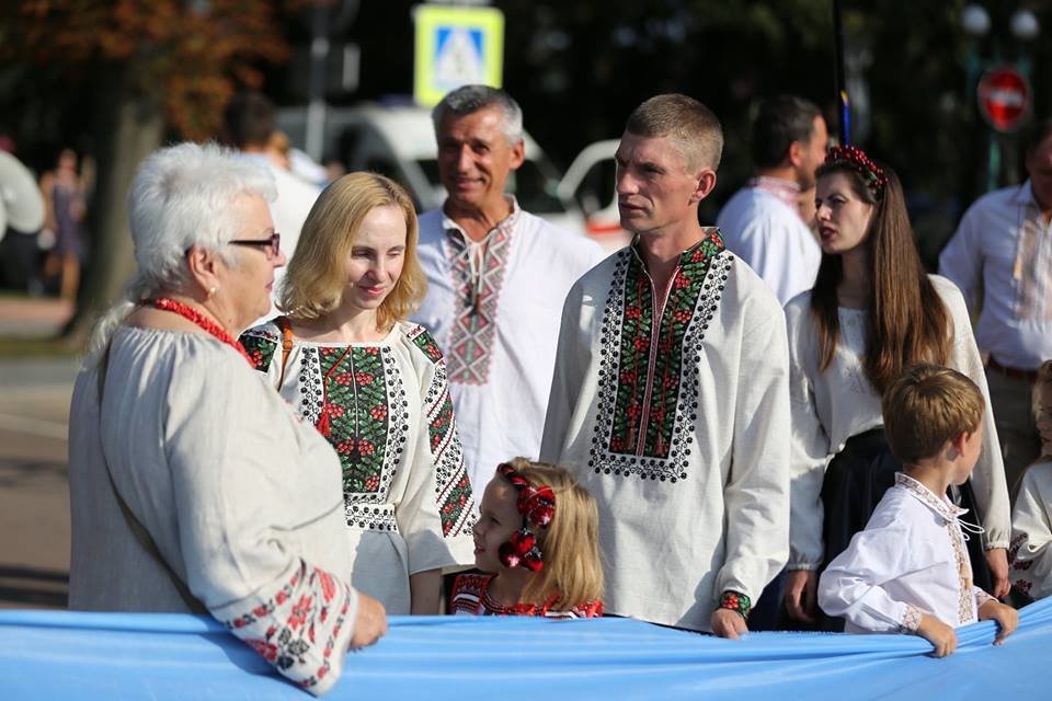 Хмельничани традиційно відзначили День Незалежності України..., фото-5 Хмельничани традиційно відзначили День Незалежності України парадом вишиванок. ВІДЕО, фото-5