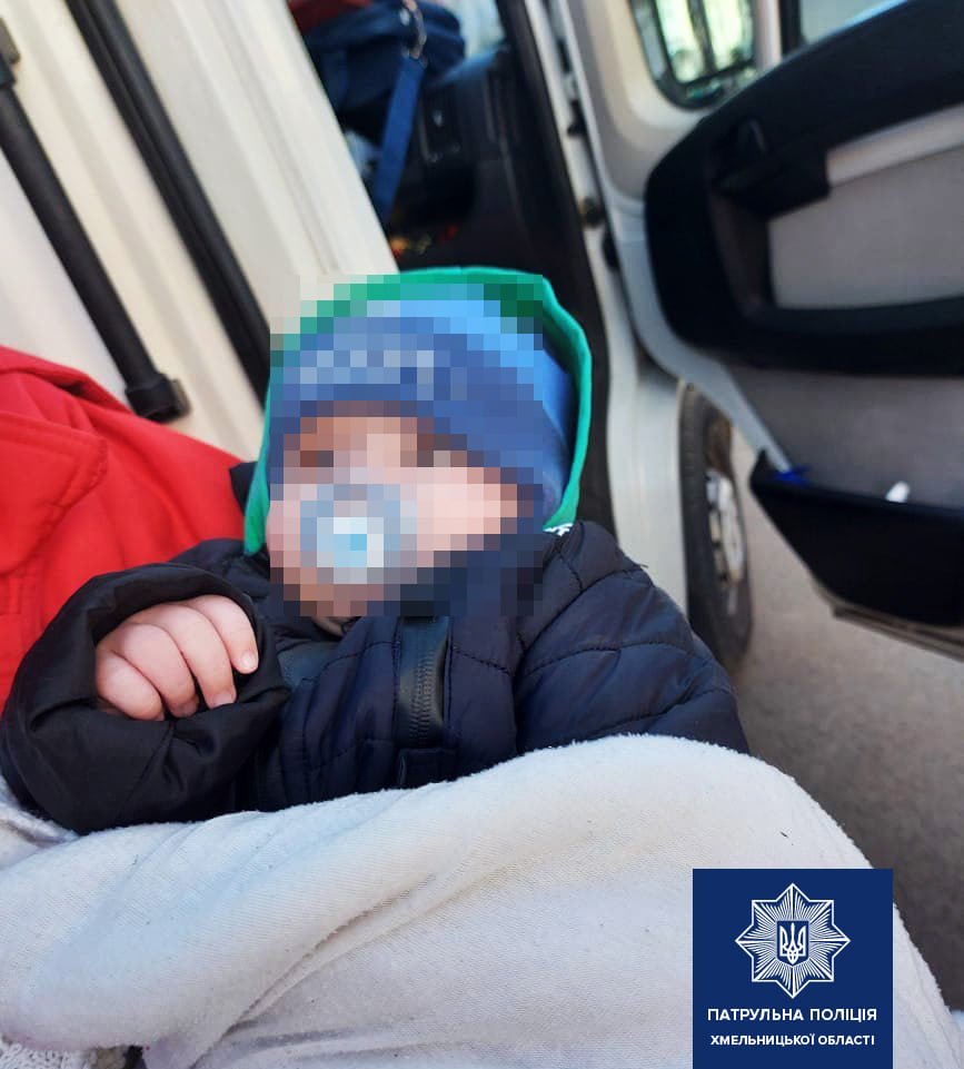 У Хмельницькому п'яна бабуся прогулювалася з 6-місячним онуком, фото-2