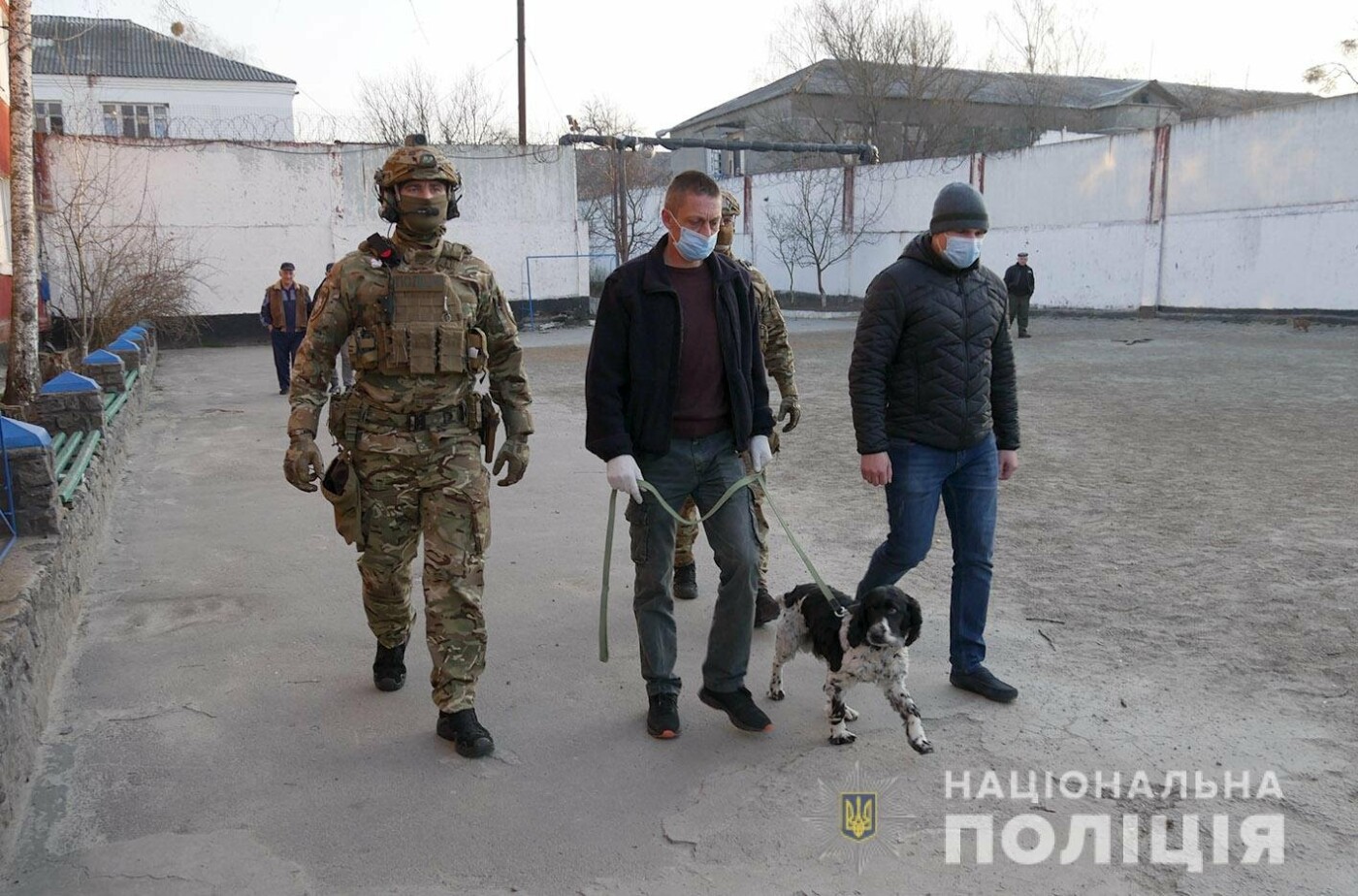 На Хмельниччині поліцейські викрили канал постачання наркотичних засобів до виправної колонії, фото-3