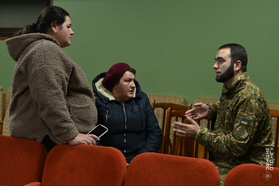 Родини безвісті зниклих захисників