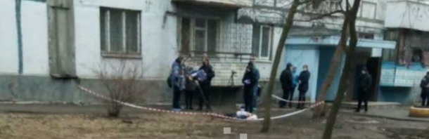 Трагедія: Чоловік скинув з 9 поверху доньку коханої