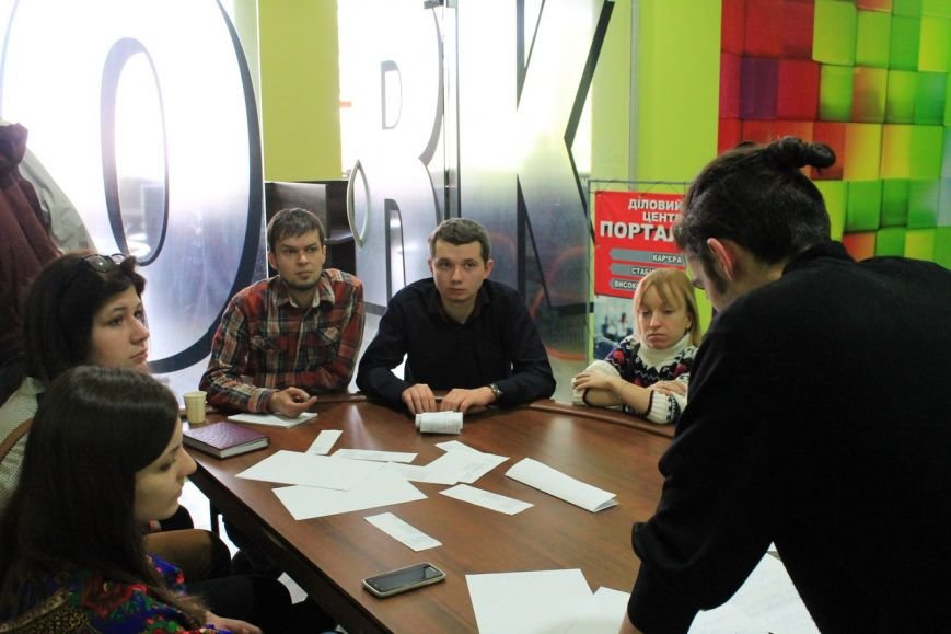 Молодь Хмельницького обговорила п’ятирічний план розвитку міста (Фото) (фото) - фото 1