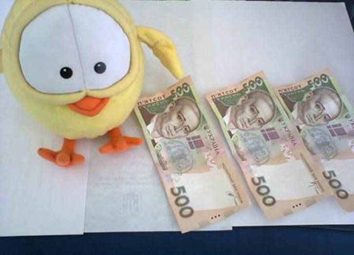 У колонію на Хмельниччині жінка намагалися передати гроші в іграшці (Фото) (фото) - фото 1